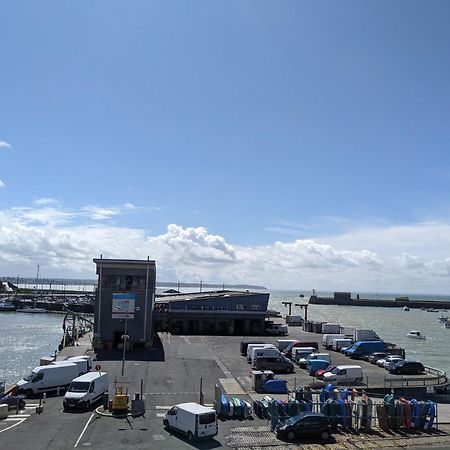 Apartmán La Vigie Sur Le Port Granville Exteriér fotografie