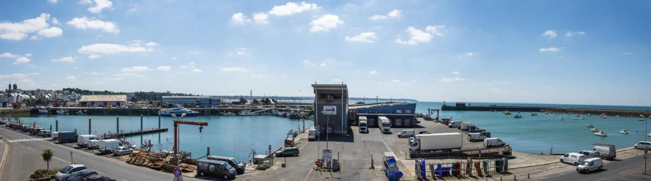 Apartmán La Vigie Sur Le Port Granville Exteriér fotografie